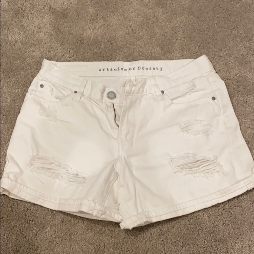 White high waisted distressed jean shorts